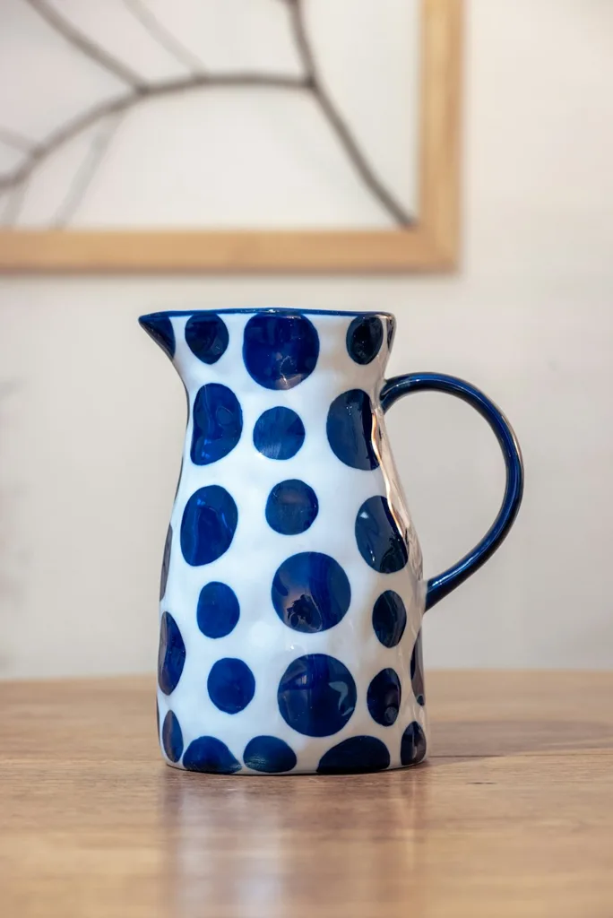 Kpong Pitcher