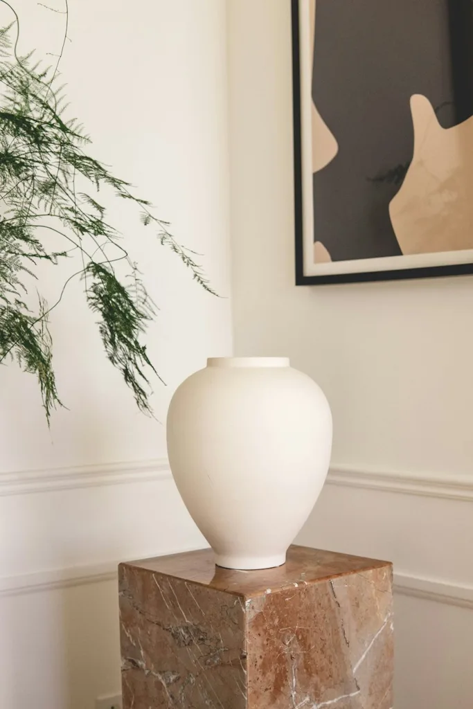Tano Vase